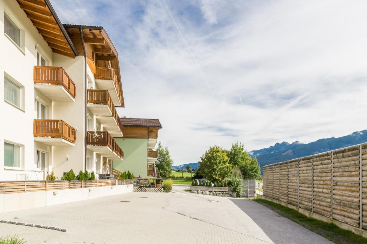بيسندورف Praga Apartments & Restaurant Zell Am See-Kaprun المظهر الخارجي الصورة